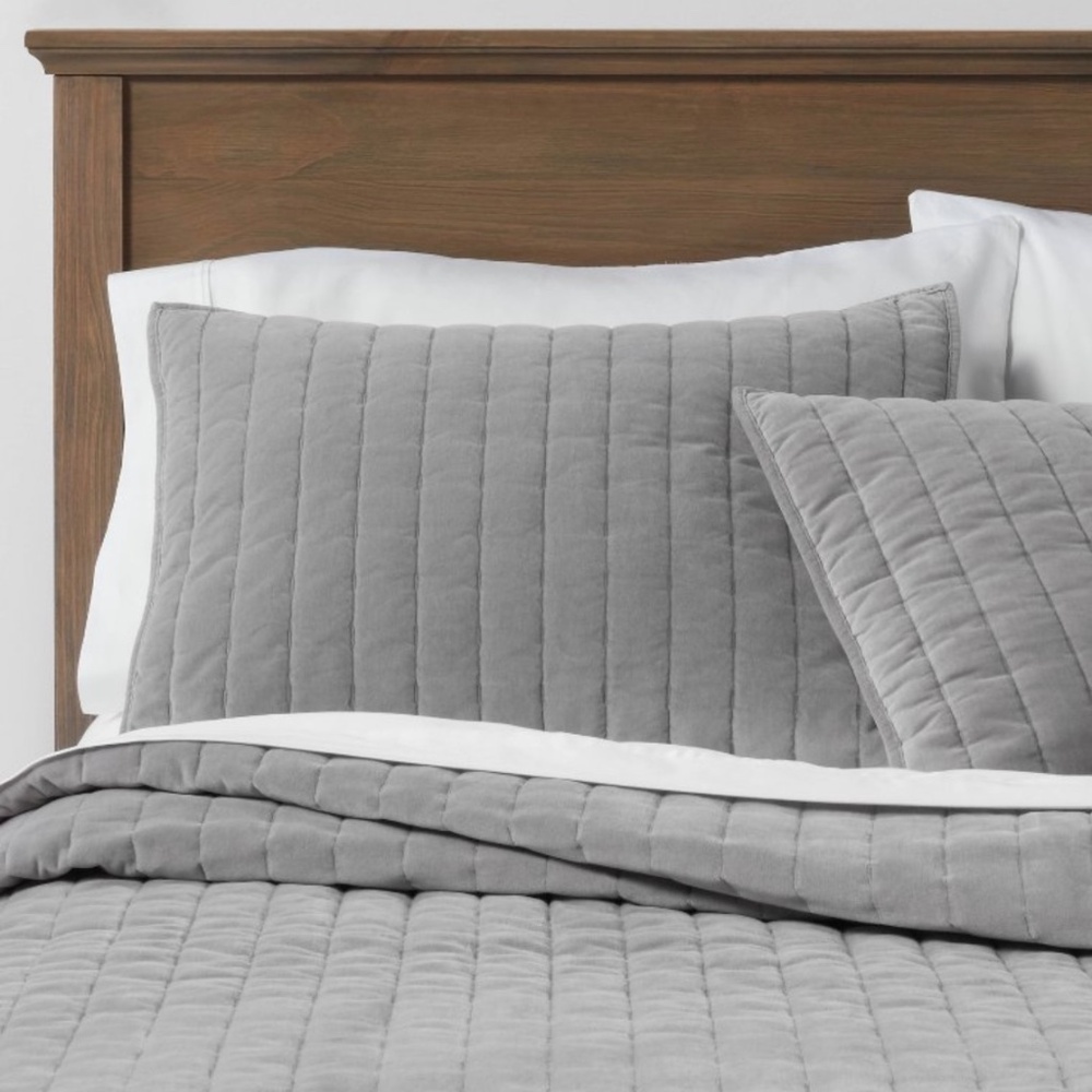 Comforter and pillow shams